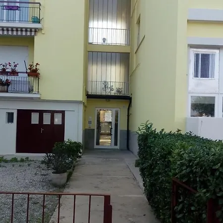 Διαμέρισμα Appartamento Riva Foscolo *