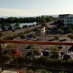 Riva Foscolo