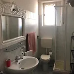 Riva Foscolo Apartment
